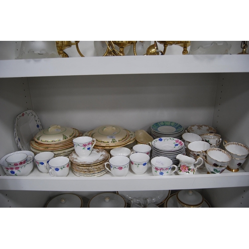 139 - Large quantity of assorted tea and dinnerwares to include a Woods & Sons Art Deco part dinner se... 