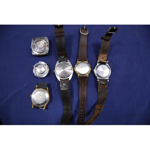 227 - Collection of gents' manual wind and quartz watches and watch heads to include Bulova quartz, Rotary... 