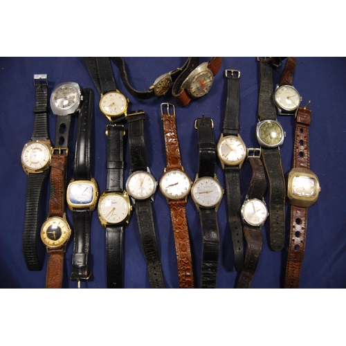 233 - Collection of gents' manual wind wristwatches and watch heads to include Smith's De Luxe, Trafalgar,... 