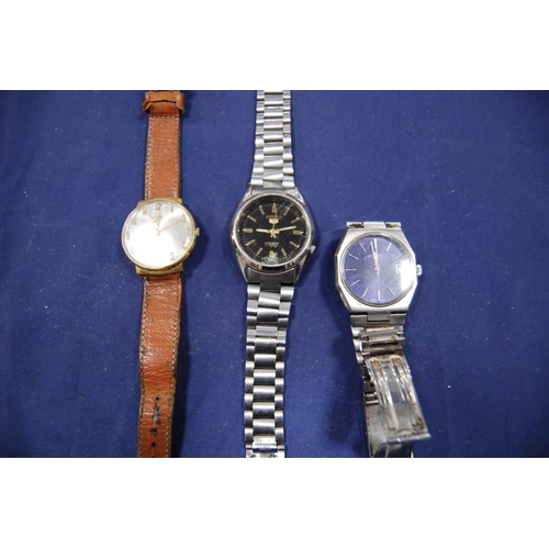 237 - Group of wristwatches to include Seiko 5 automatic 21 jewels and two manual wind Rotary wristwatches... 