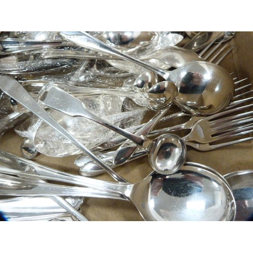 25 - Box containing a quantity of EP and plated loose cutlery, mainly by Insignia.