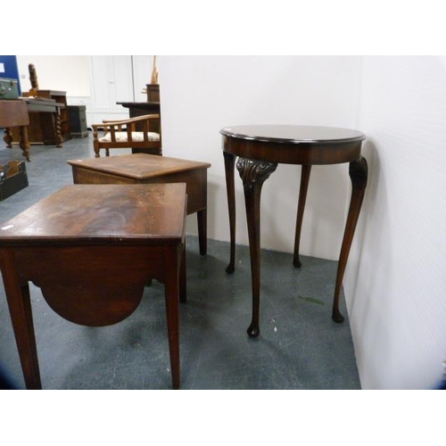 283 - Mahogany oval coffee table, commode stool and another stool.  (3)