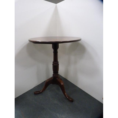 284 - George III mahogany tea table on tripod supports.