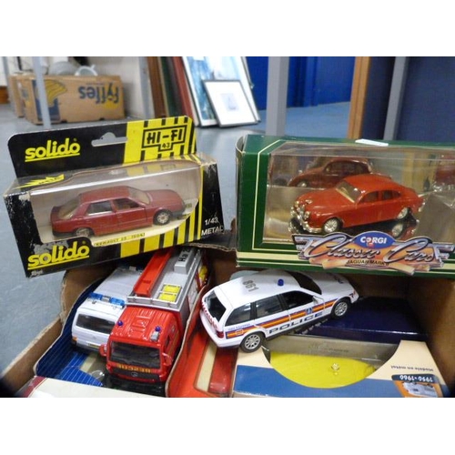 29 - Carton containing boxed diecast vehicles to include examples by Burago, Corgi, Only Fools and Horses... 