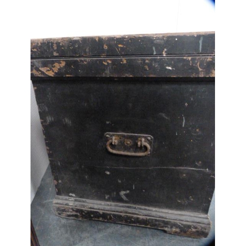 308 - Victorian pine mule chest.