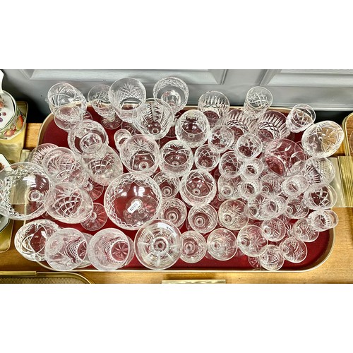 350 - Large quantity of assorted crystal glassware