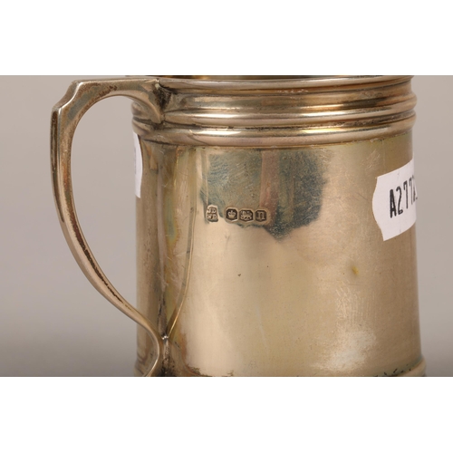 185 - Silver christening mug, London 1868 , 56 grams