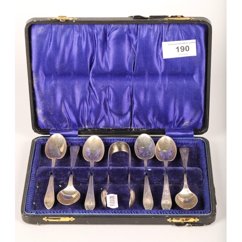 190 - Six silver teapsoons and sugar tongs in case, 147 grams