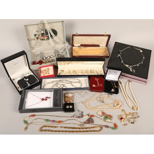 343 - Various boxes of costume jewellery containing necklaces, earrings, etc