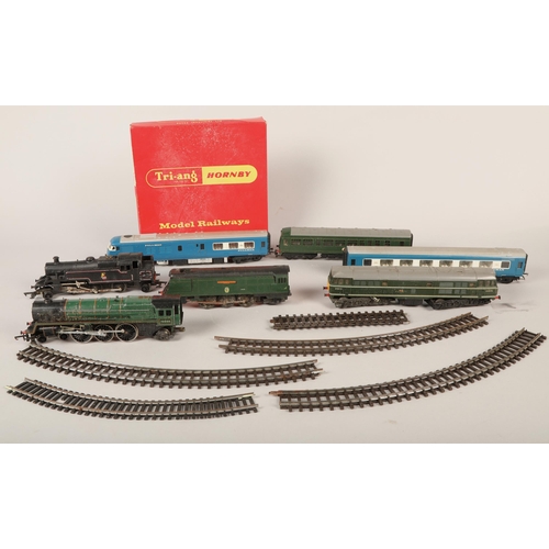 406 - Box of assorted model railway to include locomotives, passenger coaches, assorted track etc