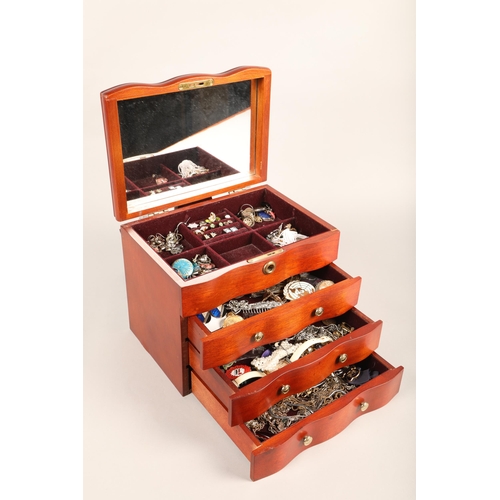 243 - Small mahogany chest containing costume jewellery such as brooches, earrings, rings, etc