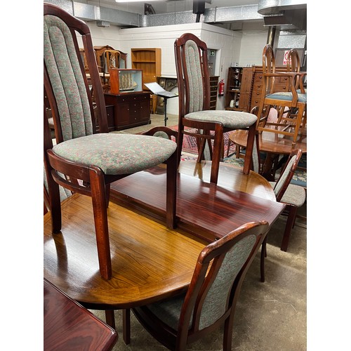 603 - Mahogany 1970's oval dining table,six chairs & sideboard