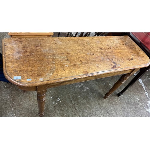 634 - Oak hall table (modified)