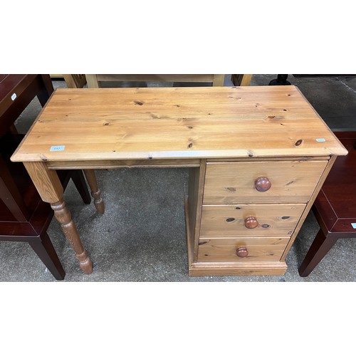 643 - Modern three drawer pine desk 100 x 44 x  76 cm