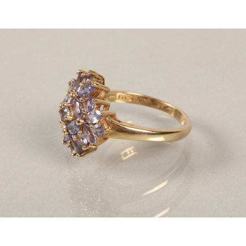 116 - Ladies 9 ct gold dress ring.ring size K