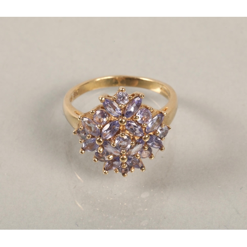 116 - Ladies 9 ct gold dress ring.ring size K