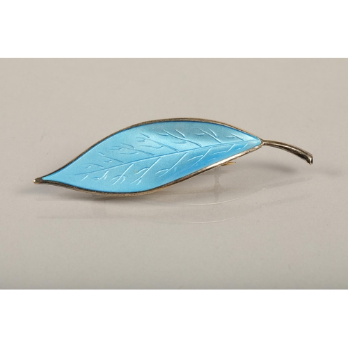 70 - Norwegian silver enamel brooch in the form of a leaf, By David Andersen , 7 cm long