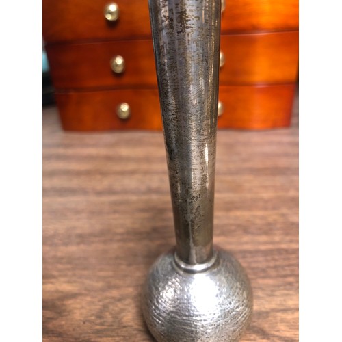 184 - Silver posy vase,  Birmingham 1920, 15 cm high