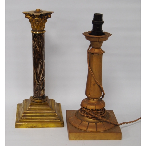 301 - Victorian brass Corinthian-style table lamp with a cylindrical simulated marble column and stepped p... 