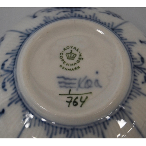 215 - Collection of Royal Copenhagen 'Musselmalet Helblonde' pattern tablewares to include ten crescent-sh... 