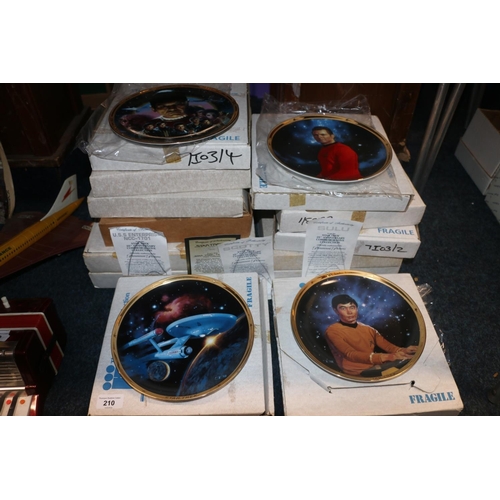 210 - Hamilton Collection Star Trek themed collector's plates, boxed.