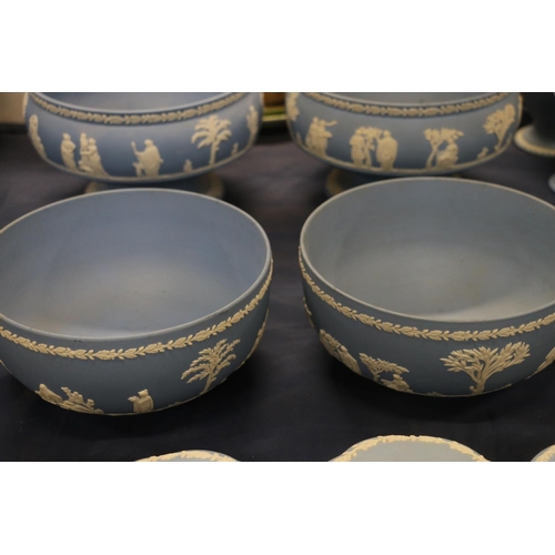 70 - Wedgwood Jasper Ware to include two footed bowls, 20cm diameter, and two similar bowls.