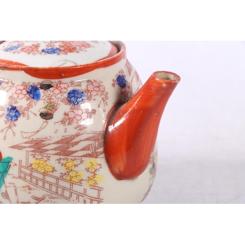 98 - Japanese Kyoto Ware teapot.