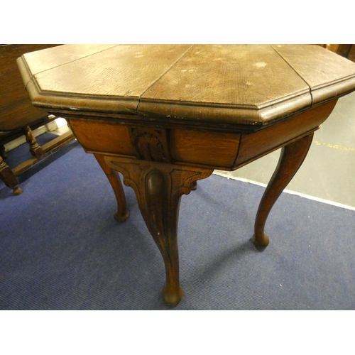 347 - Antique oak occasional table.