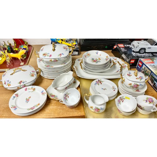 232 - Extensive Limoge floral pattern dinner service.