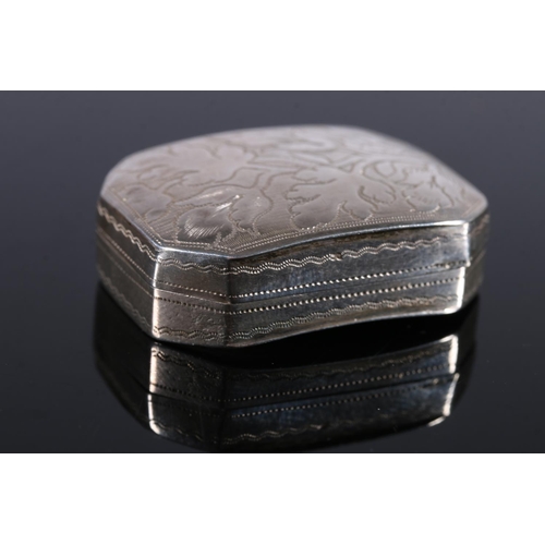 114 - Georgian antique silver vinaigrette of rectangular form with canted corners and leaf design nail wor... 