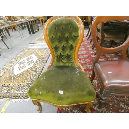 452 - Victorian button back nursing chair.