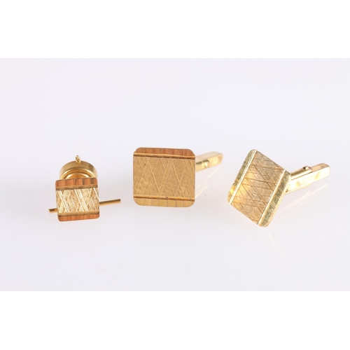 518 - Pair of 9ct gold cufflinks with matching pin, gross 9.2g