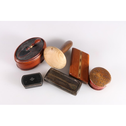 556 - Victorian horn snuff box, papier-mâché snuff box, other treen and boxes (qty)