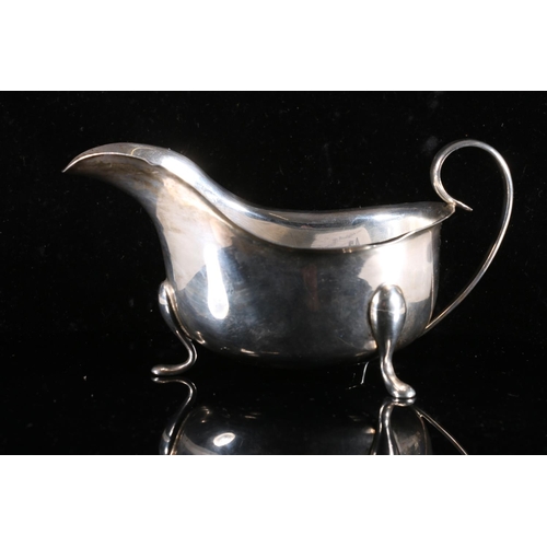 564 - George V silver sauce boat, Barker Bros. Birmingham 1929, 204g