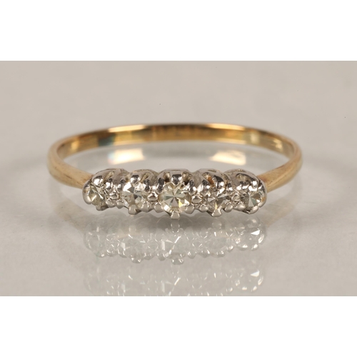 75 - 18 ct Gold and diamond ring.ring size N/O