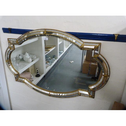 100 - Reproduction Italian-style shaped wall mirror.