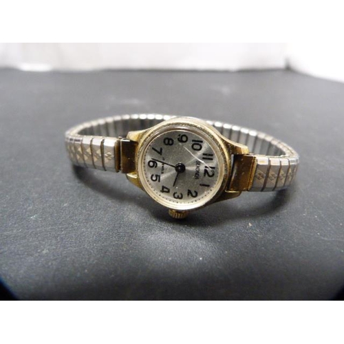 205 - Lady's Sekonda 17 jewels wristwatch, boxed.