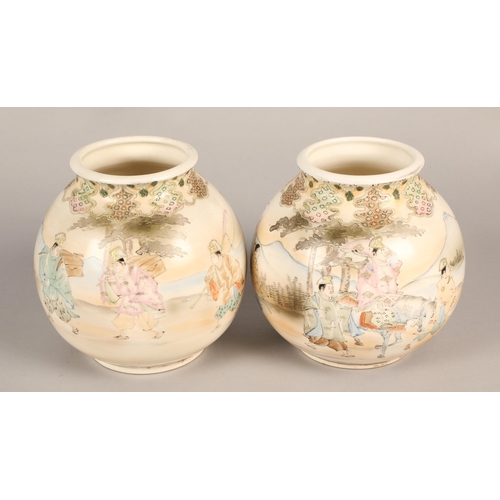 2 - Pair of Royal Nippon vases, 17 cm high (2)