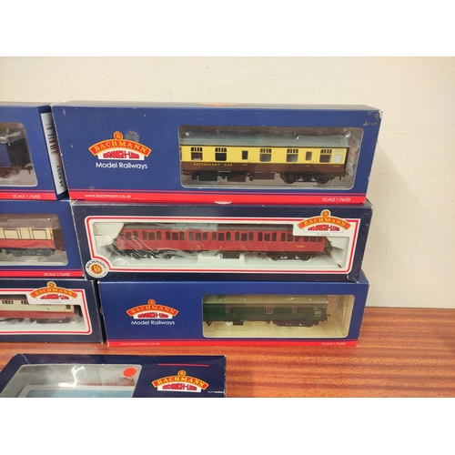 167 - Bachmann Branchline. Boxed 00 gauge railway models to include a Class 4 0-6-0 Diesel Shunter D2280 3... 