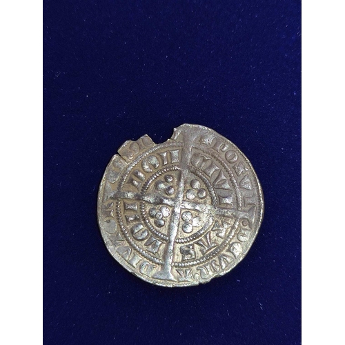 317 - Plantagenet Coinage. Edward III (1327-77) long cross silver hammered groat. London mint with cross (... 