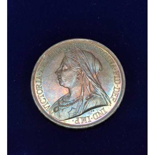 326 - United Kingdom. Victoria 1893 crown proof finish with blue luster toning. KM.783 S.3937. NM.... 