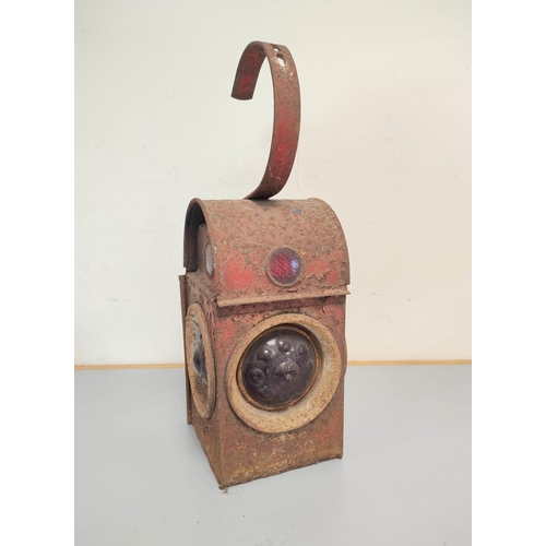 421 - Railway paraffin warning lamp contained in red oxide painted carry case with Kenyons Serilight lense... 