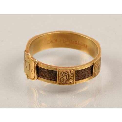 114 - 15ct yellow gold mourning ring, 3 grams