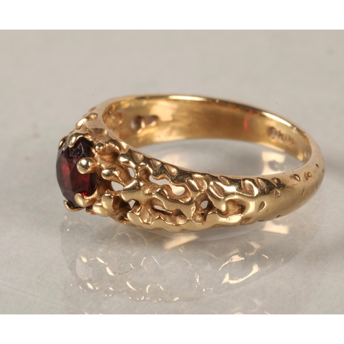 73 - 9 ct gold dress ring with garnet.ring size G/H