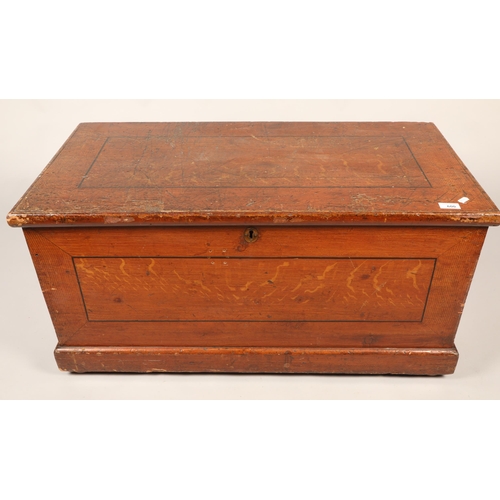 600 - Pine blanket box,H 48cm, W 95cm, D 48cm