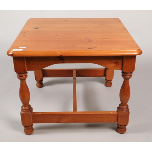 623 - Pine occasional table 54 x 56 x 43 cm