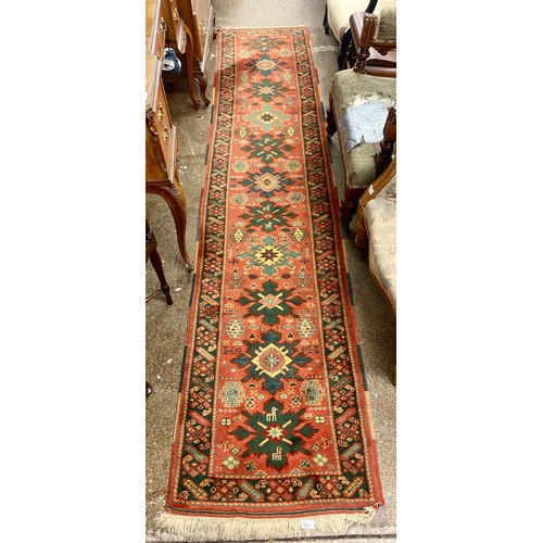 612 - Persian style runner 300 x 65 cm 