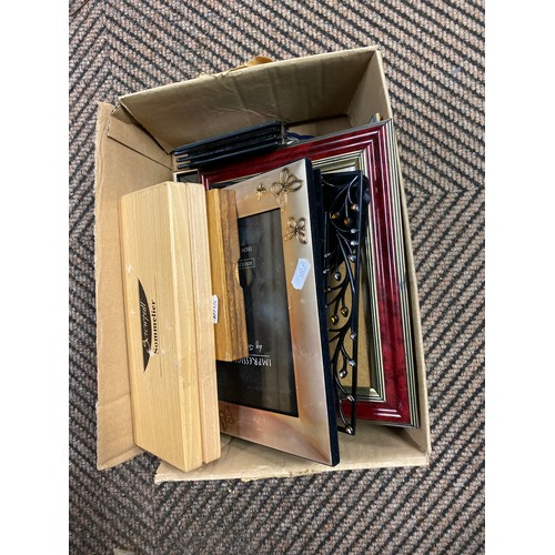 376 - Picture frames, sommelier kit, etc