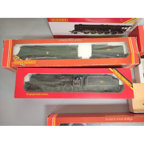 180 - Hornby Railways. Five boxed 00 gauge railway models to include a Schools Class V 4-4-0 'Dover' 30911... 