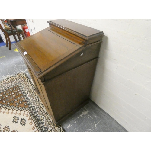 498 - Victorian mahogany clerks desk with hinged stationary top above hinged flap and door, 95cm high, 60c... 